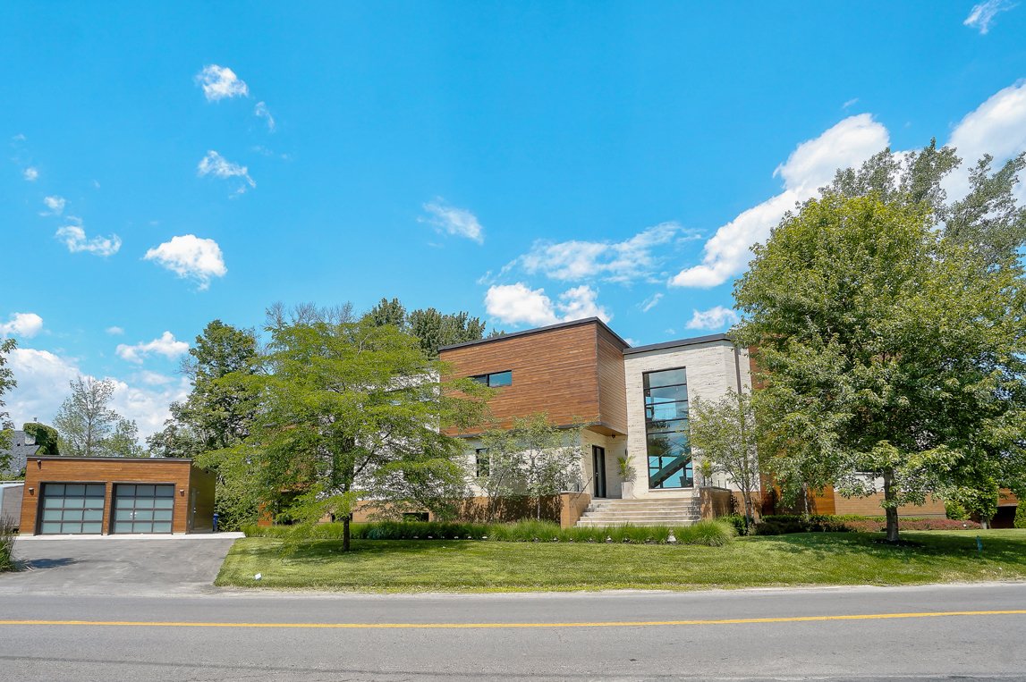 2965 Boul. des MilleÎles, SaintFrançois (Laval), H7J1E1 Agence