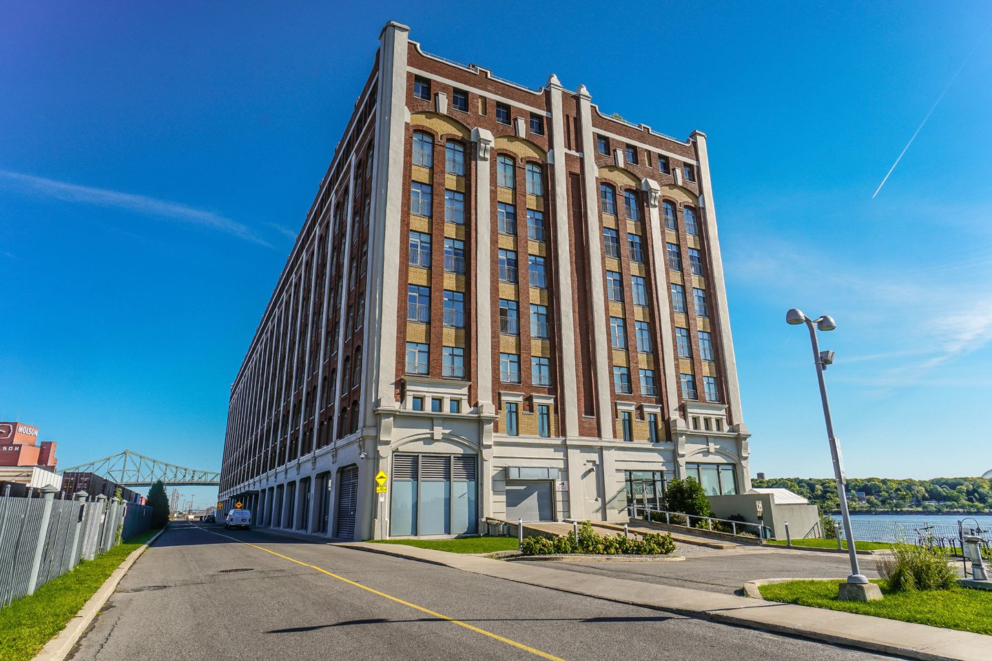 1000 Rue de la Commune E. 502, VilleMarie (Montréal), H2L5C1 Condos