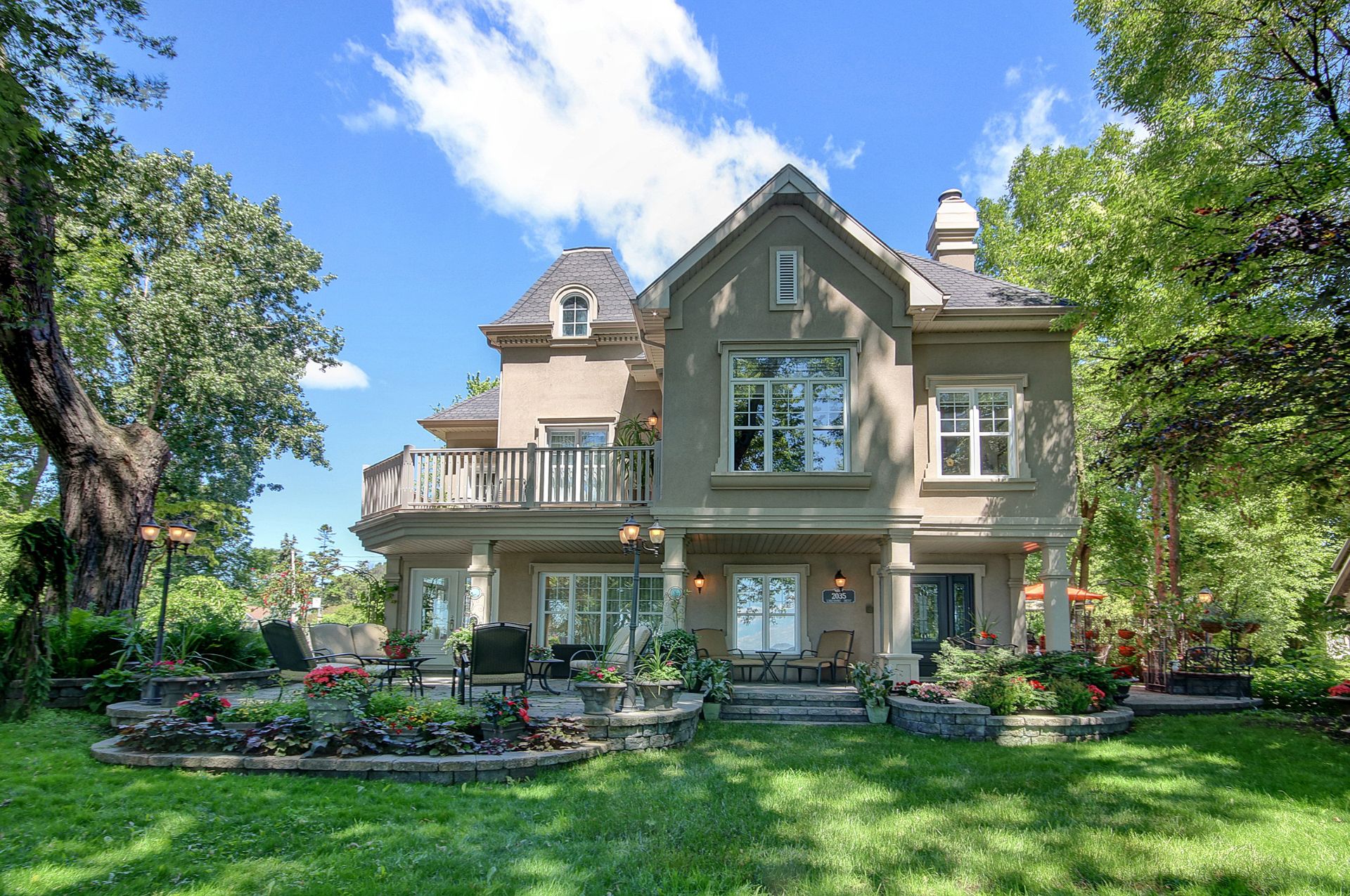 2035 Ch. du BordduLacLakeshore, Dorval, H9S2G2 Agence immobilière