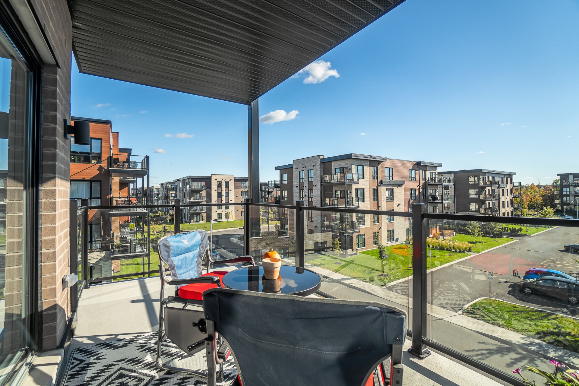 3640 Rue RolandMarquette 313, SaintHubert (Longueuil), J3Y0T2